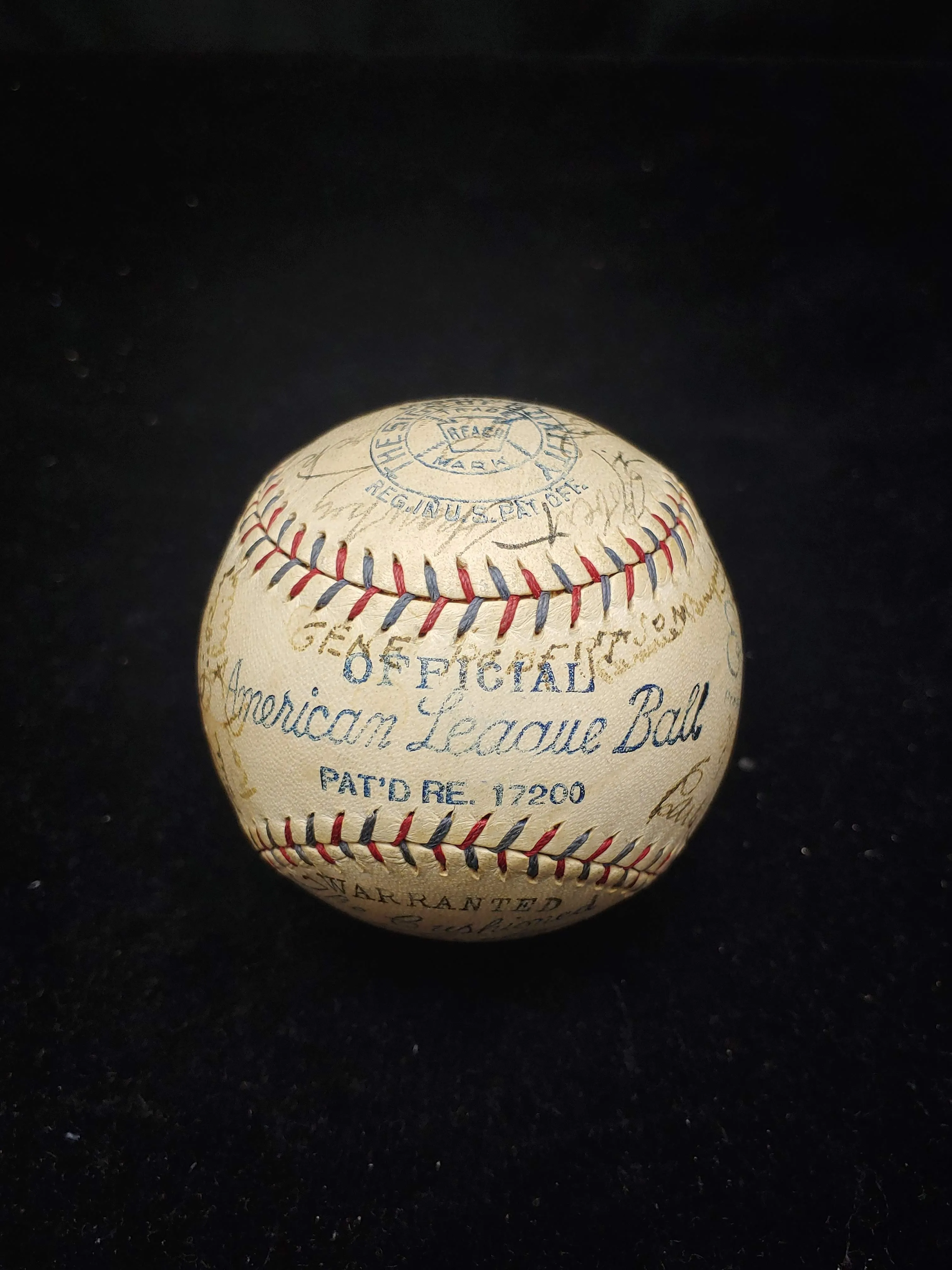 1929 New York Yankees Team-Signed Baseball with Babe Ruth and Murderers' Row Headlines - $30K Appraisal Value!