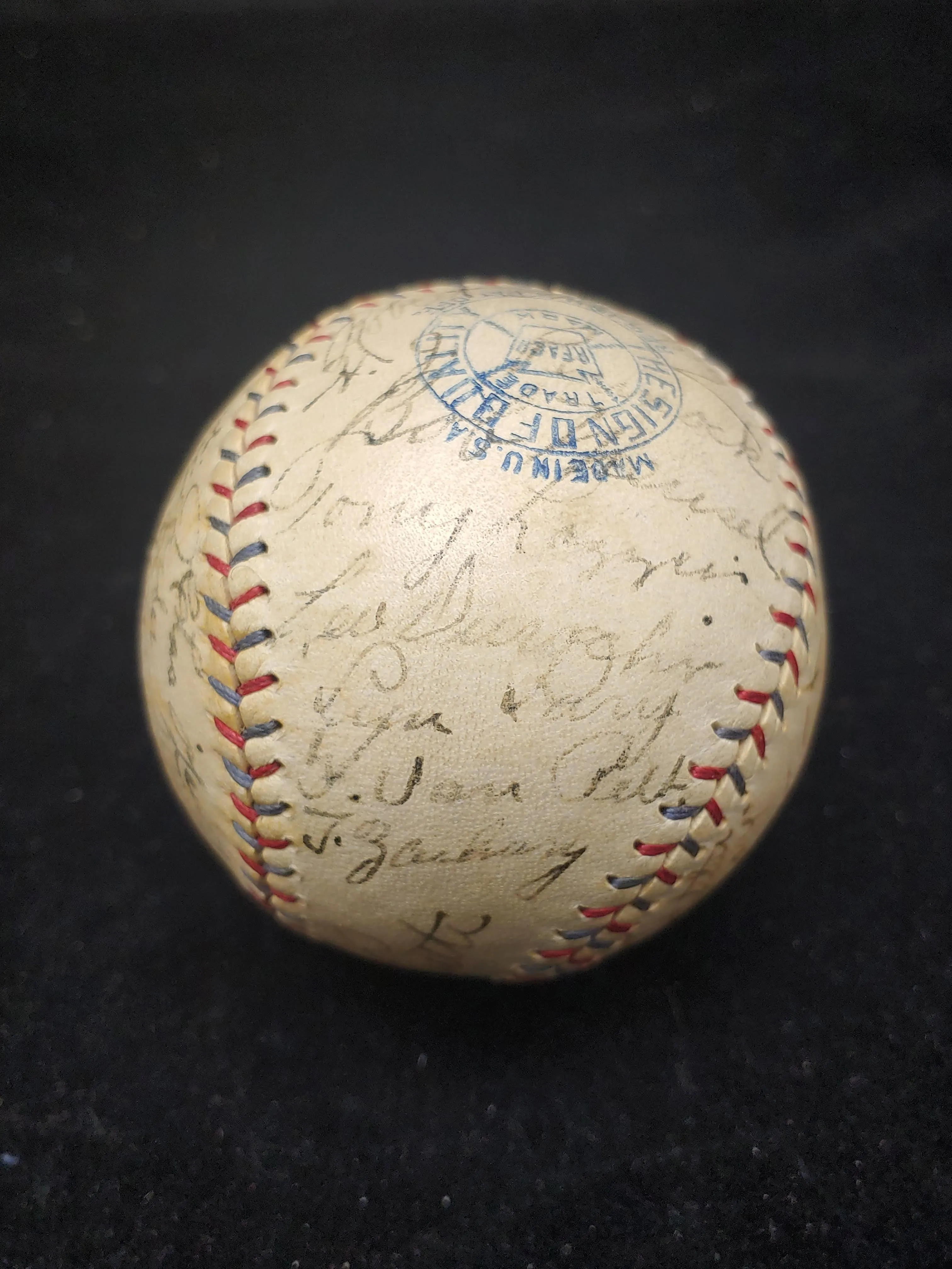 1929 New York Yankees Team-Signed Baseball with Babe Ruth and Murderers' Row Headlines - $30K Appraisal Value!