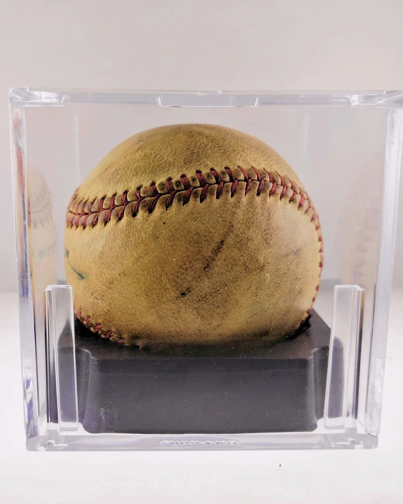 1930s Original Babe Ruth Single Signed Baseball Mint Condition w/ PSA/DNA COA- $50K VALUE