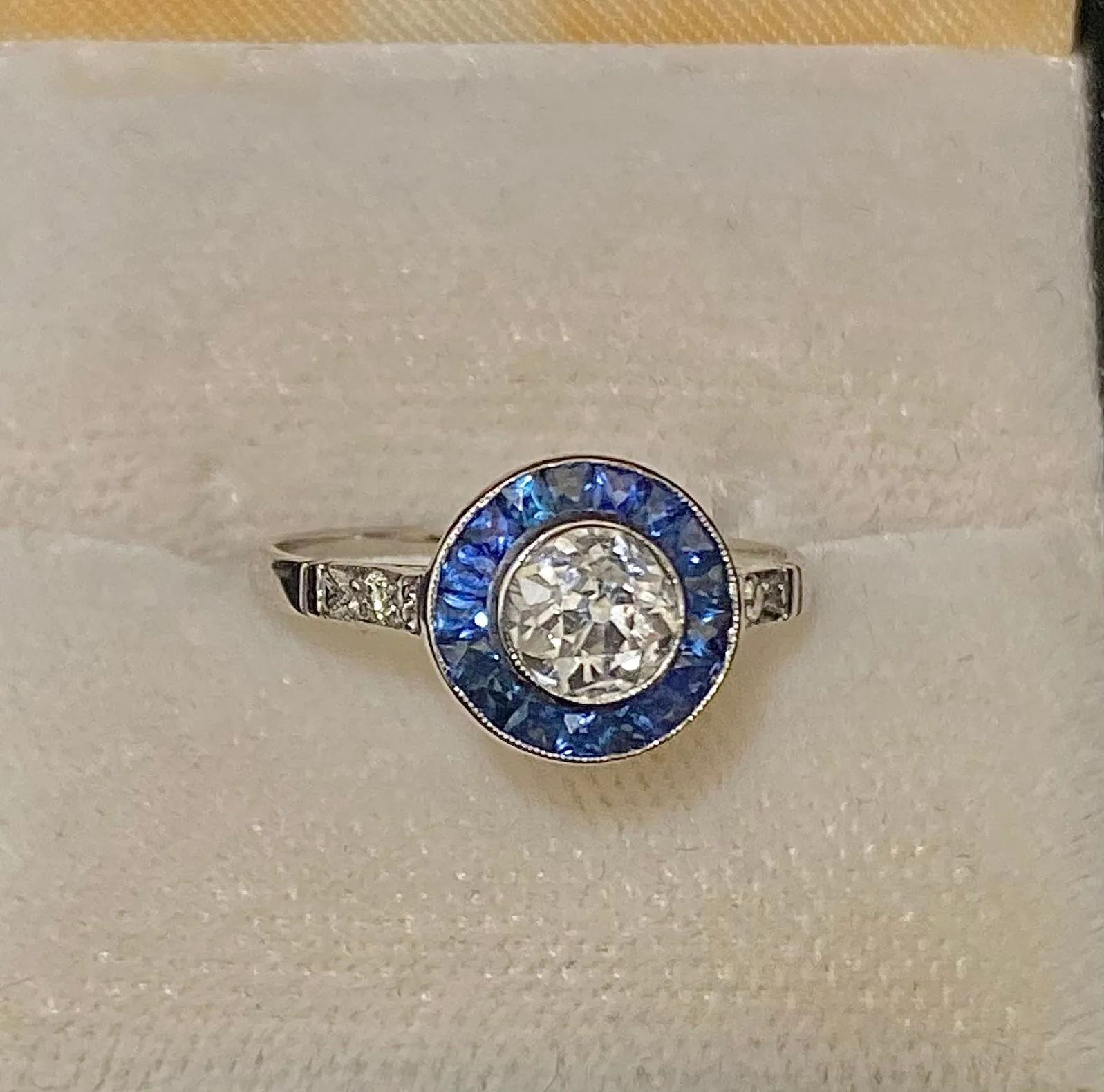 Antique Filigree Platinum Old Mine Diamond & Sapphire Ring - $20K Appraisal Value w/CoA}