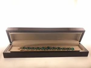 Beautiful Ladies Emerald & Diamond Bracelet in 18K Yellow Gold - $45K APR Value w/ CoA!