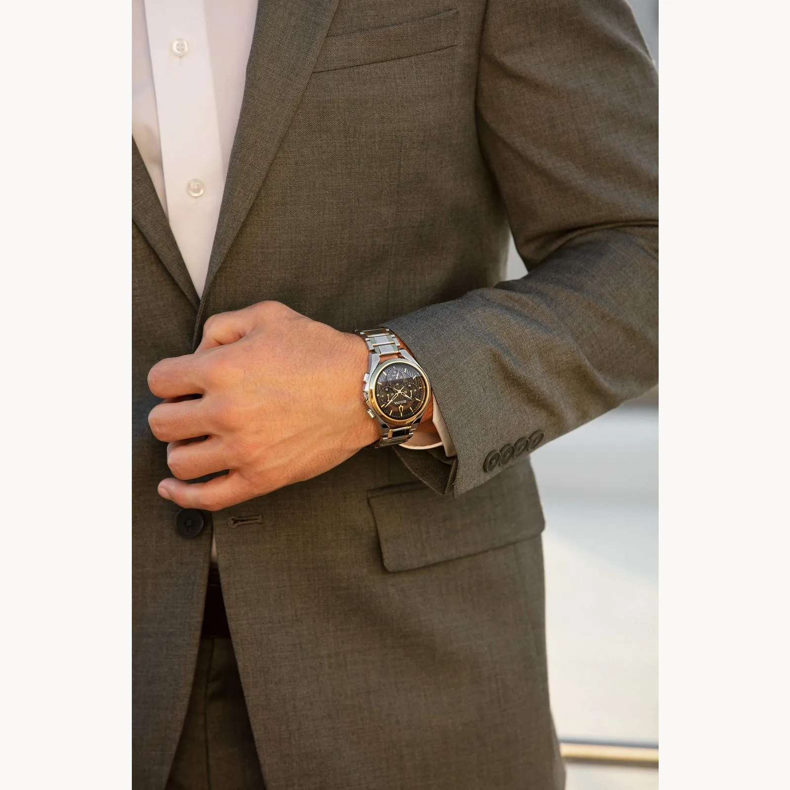 Bulova 98A301 Curv Timepiece Man Watch
