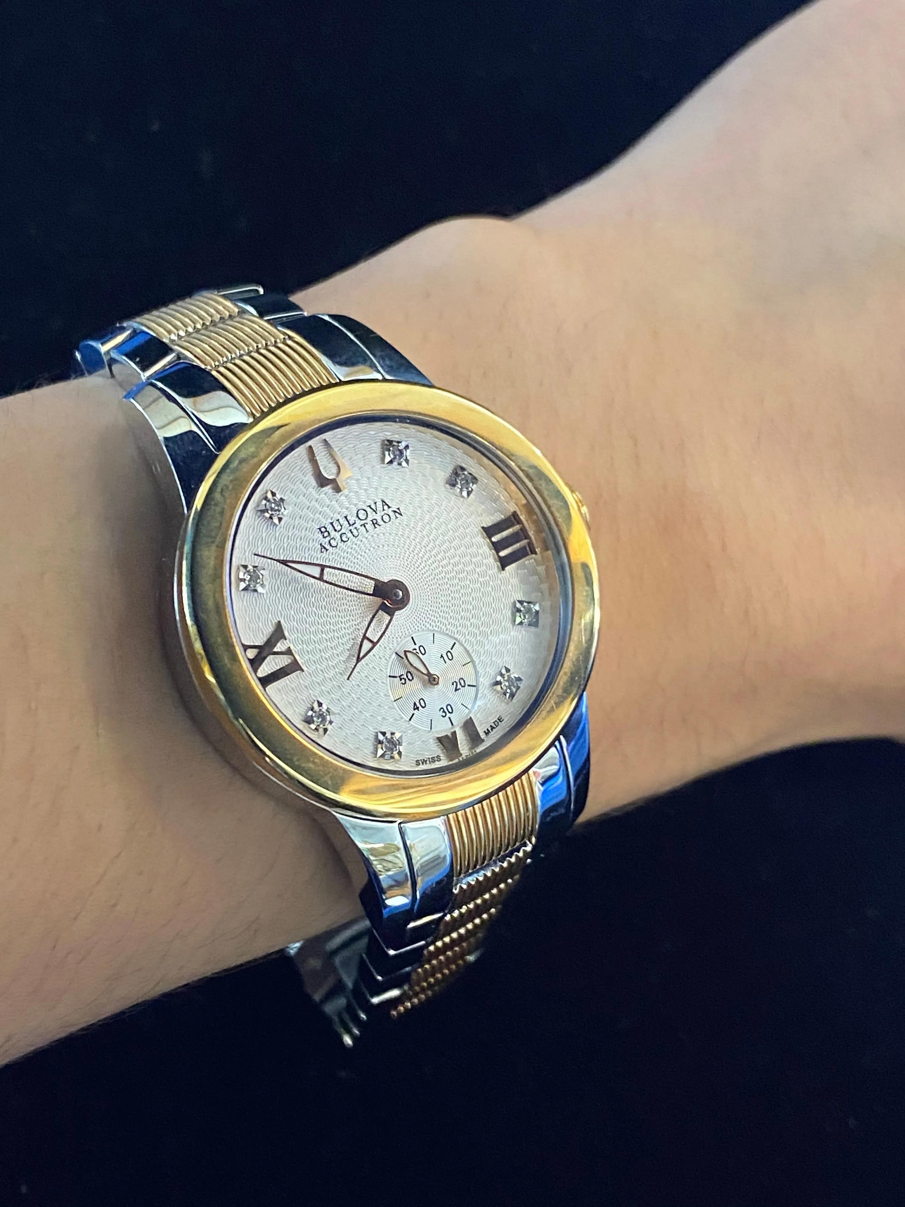 BULOVA ACCUTRON UNISEX ROSE-GOLD TONE WATCH! SPECIAL SUNBURST DIAMOND DIAL! - $1K APR w/CoA!|