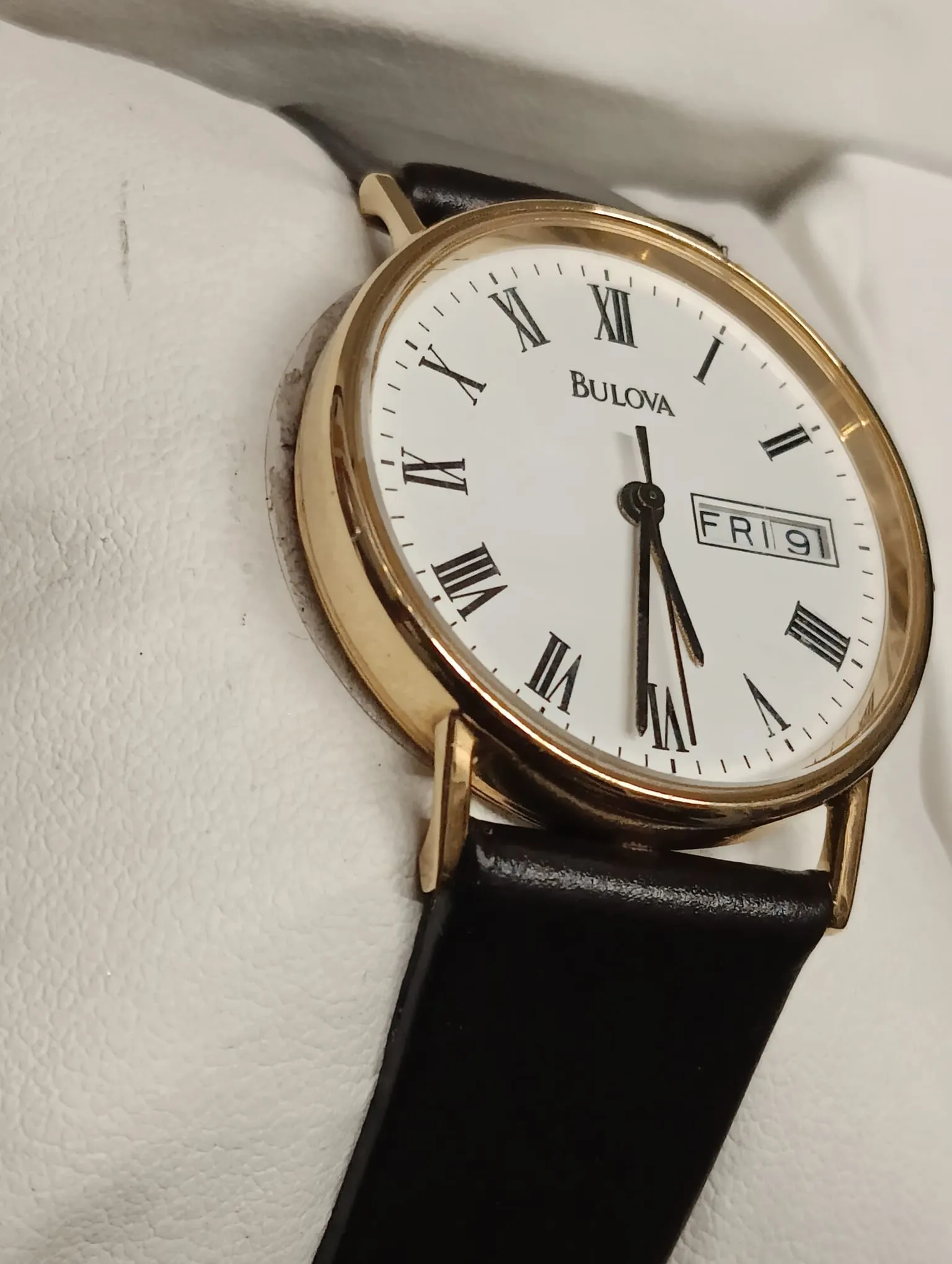 Bulova Gold Wristwatch with Sapphire and Day-Date Features - $10K APR w/ COA!!!!