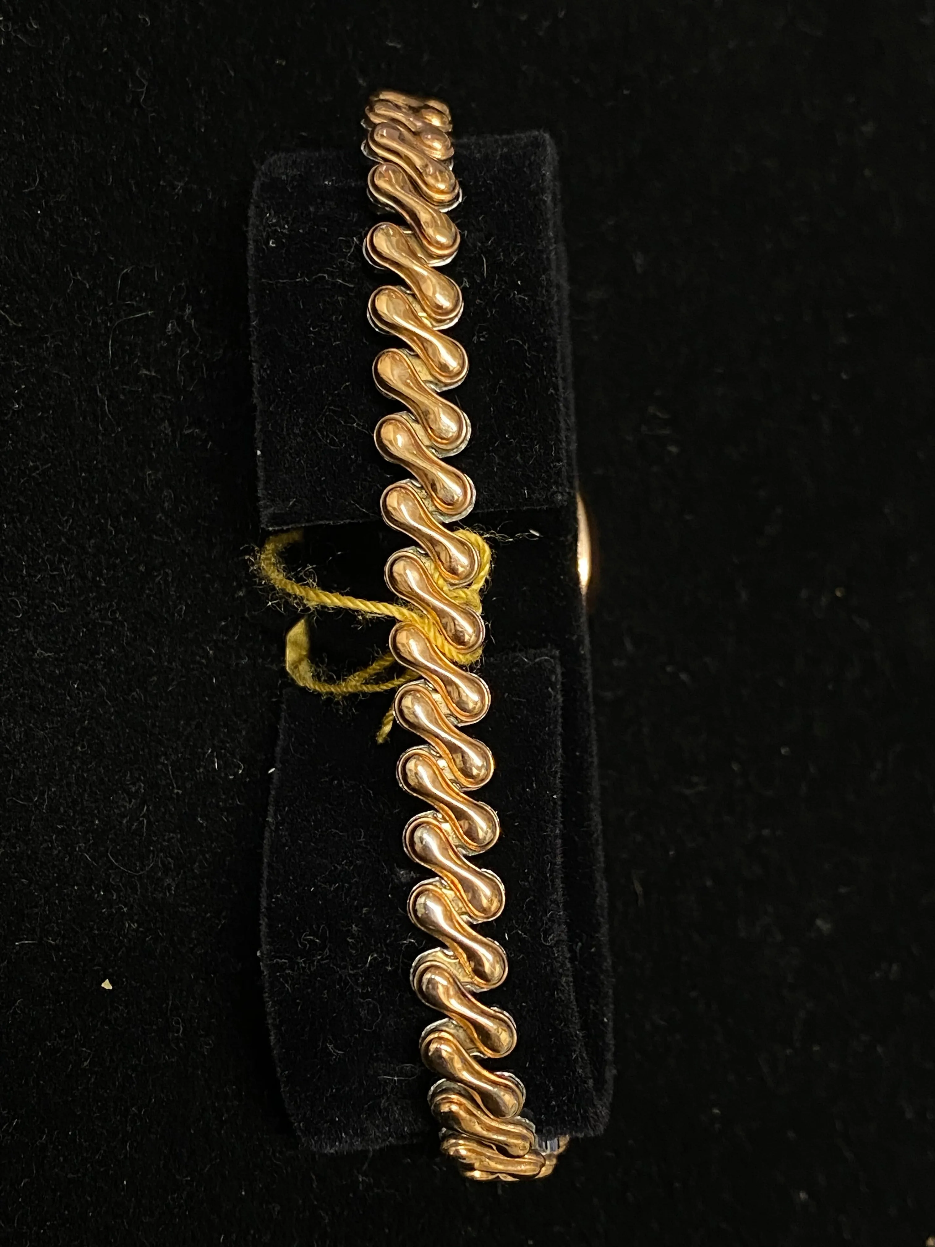 BULOVA Vintage 1940s La Petite Rose Gold Ladies Wristwatch - $6K Appraisal Value! ✓
