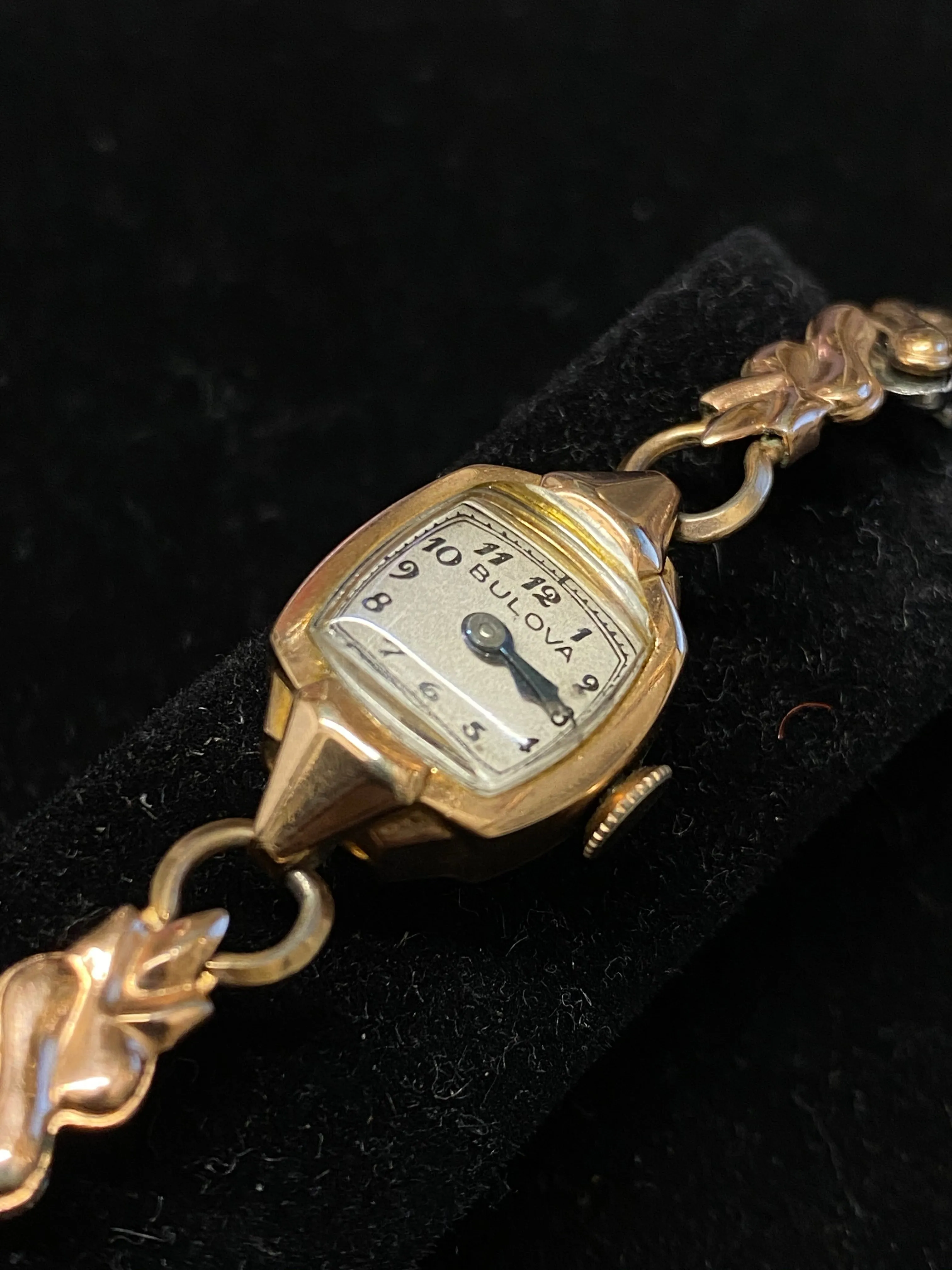 BULOVA Vintage 1940s La Petite Rose Gold Ladies Wristwatch - $6K Appraisal Value! ✓