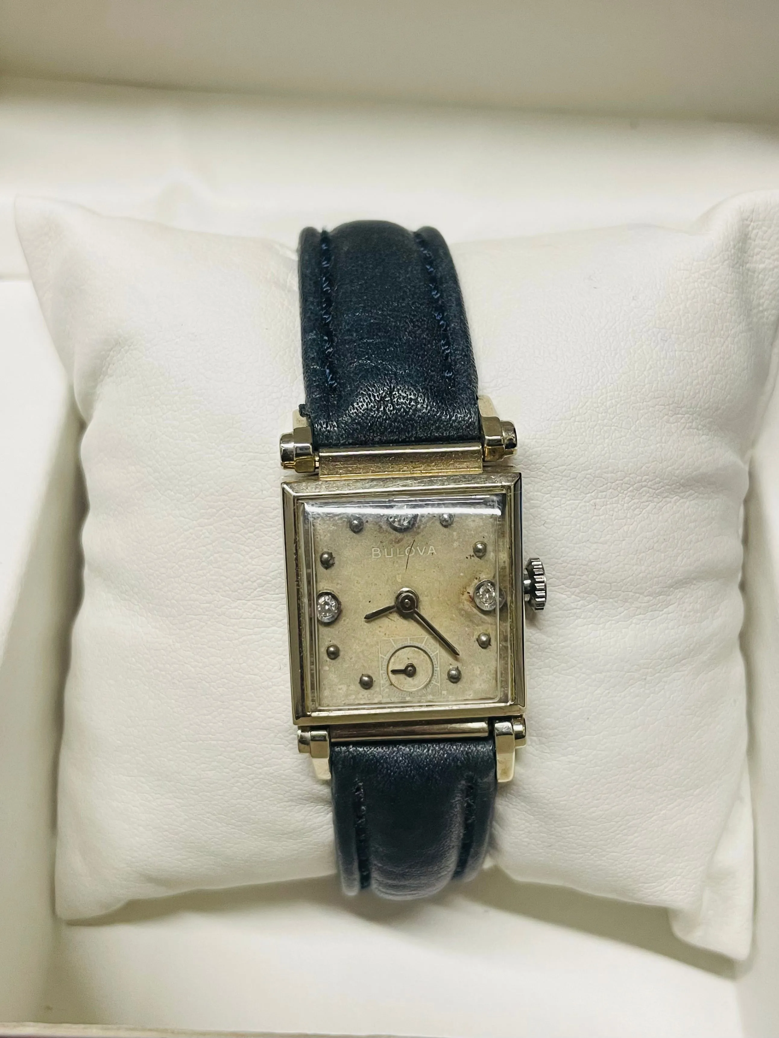 BULOVA VINTAGE 1940'S SOLID YELLOW GOLD & DIAMONDS LADIES WATCH-$10K APR w/ COA!