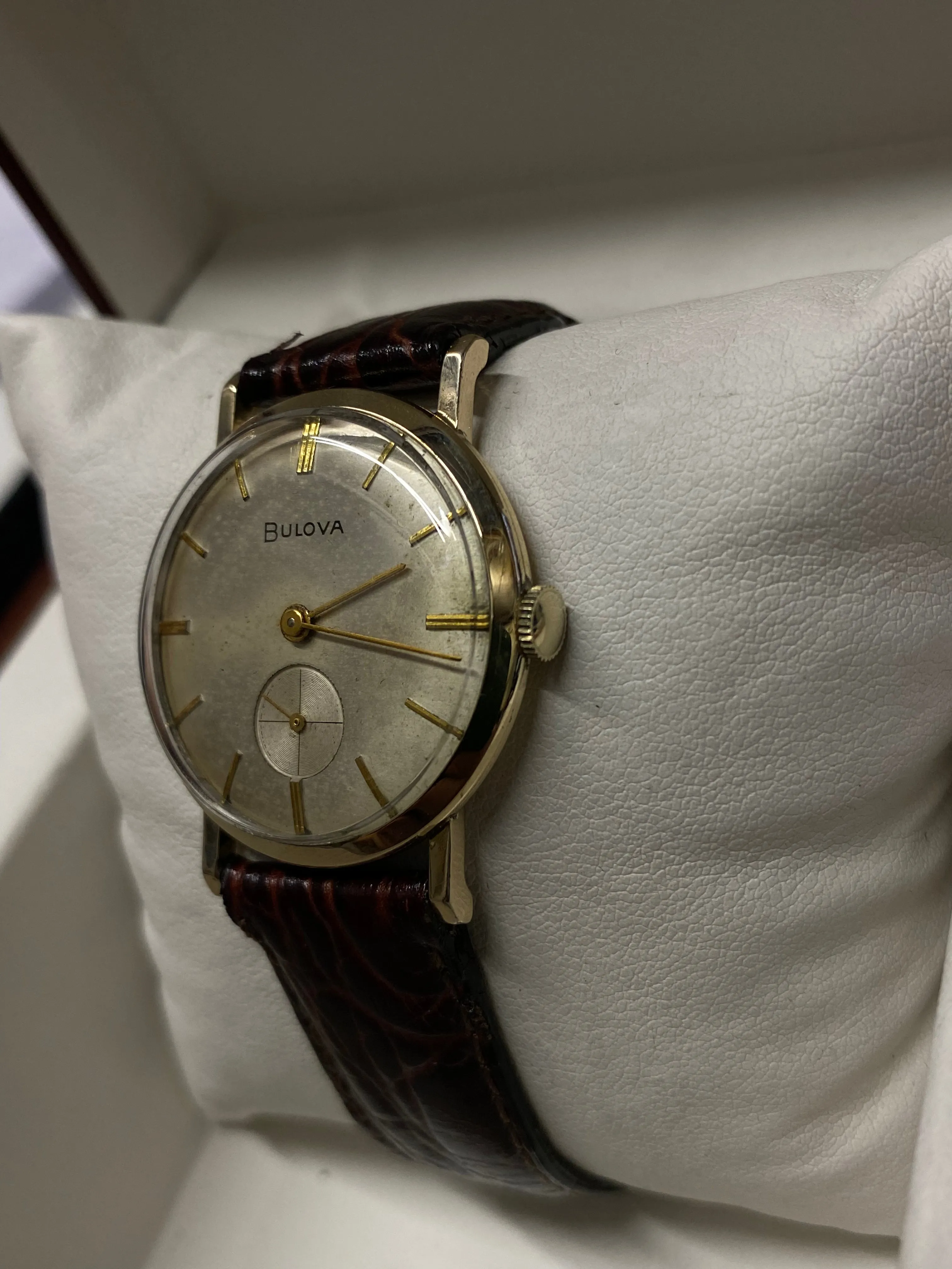 BULOVA Vintage 1950's 10K Unisex Wristwatch Beautiful Design - $4K APR w/ COA!!!