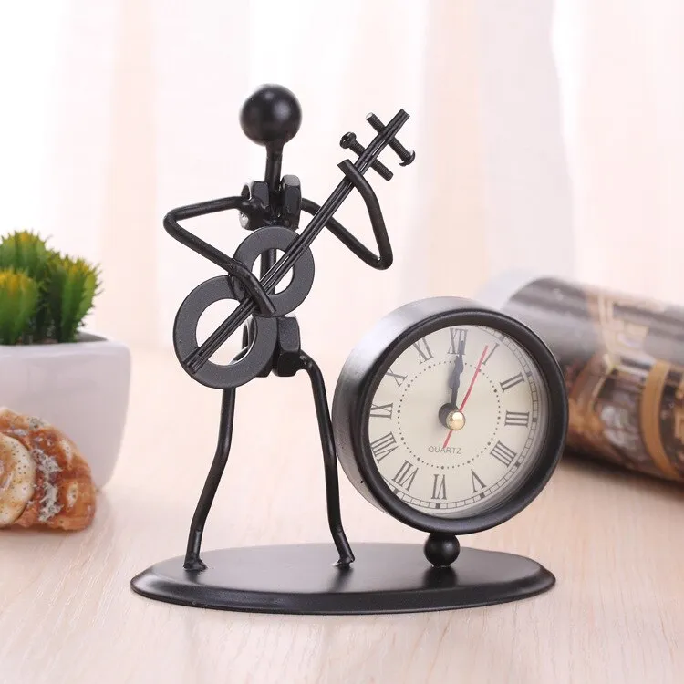 European Antique Iron Clock Room Vintage Clock Table Clock Retro Roman Digital Clock Instrumental Performance Desktop Ornaments