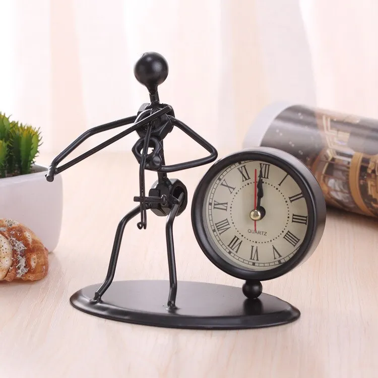 European Antique Iron Clock Room Vintage Clock Table Clock Retro Roman Digital Clock Instrumental Performance Desktop Ornaments