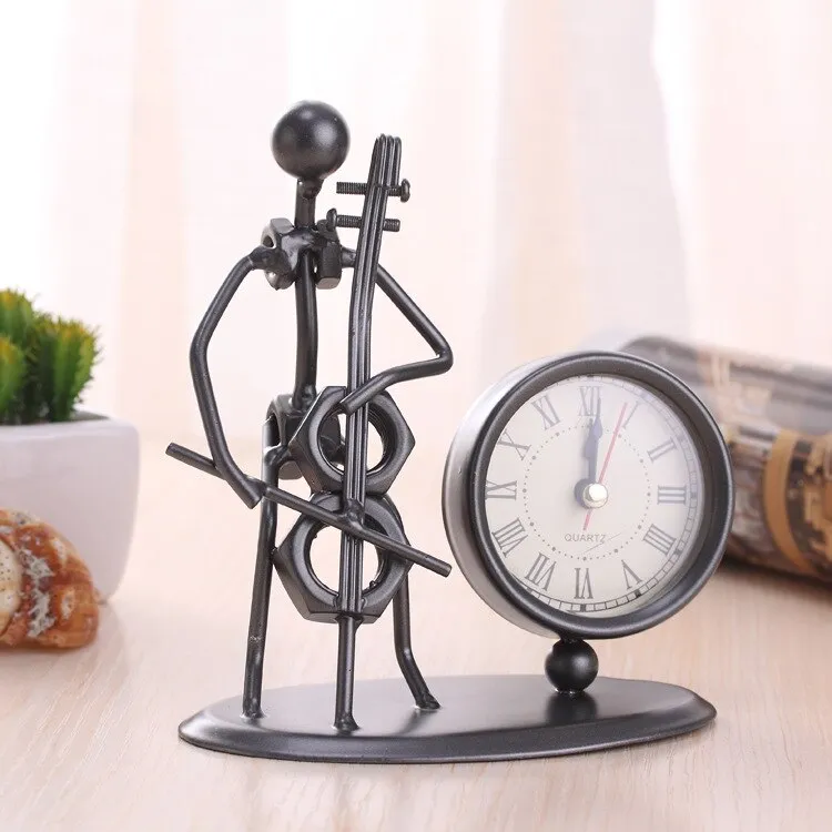 European Antique Iron Clock Room Vintage Clock Table Clock Retro Roman Digital Clock Instrumental Performance Desktop Ornaments