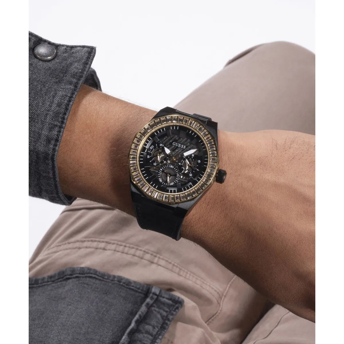 Guess Black Dial Men Analog Watch - GW0567G1