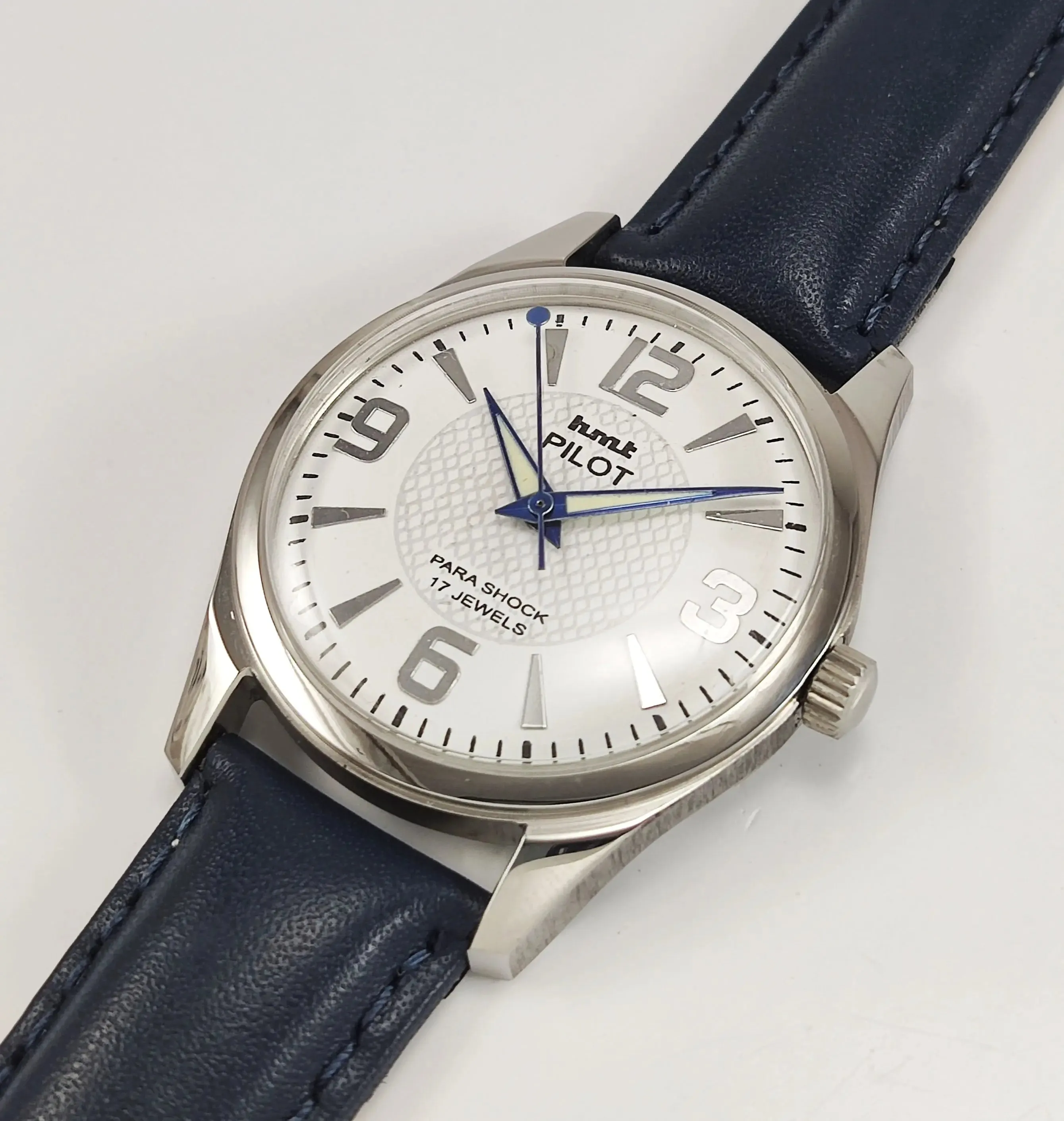 HMT Pilot Para Shock 17 Jewels White Dial Transparent Back Mechanical Hand winding Men's Wrist Watch