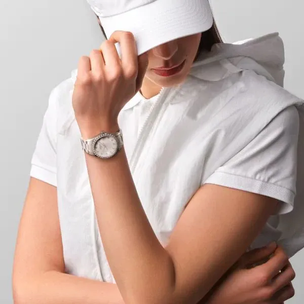 LNG Watch Conquest Classic Ladies