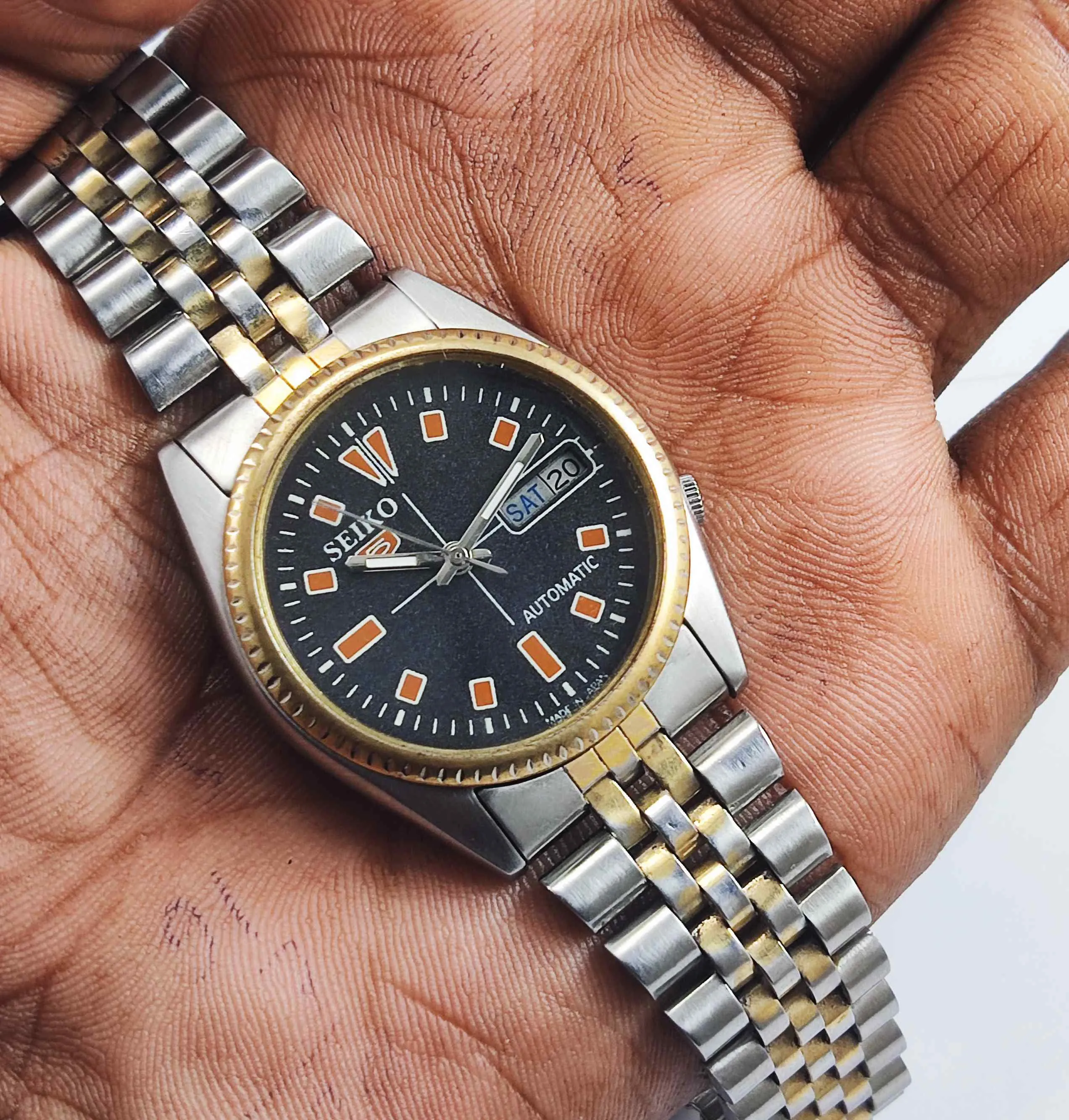 Seiko 5 Automatic7009A Black Dial Golden Bezel Men's Watch