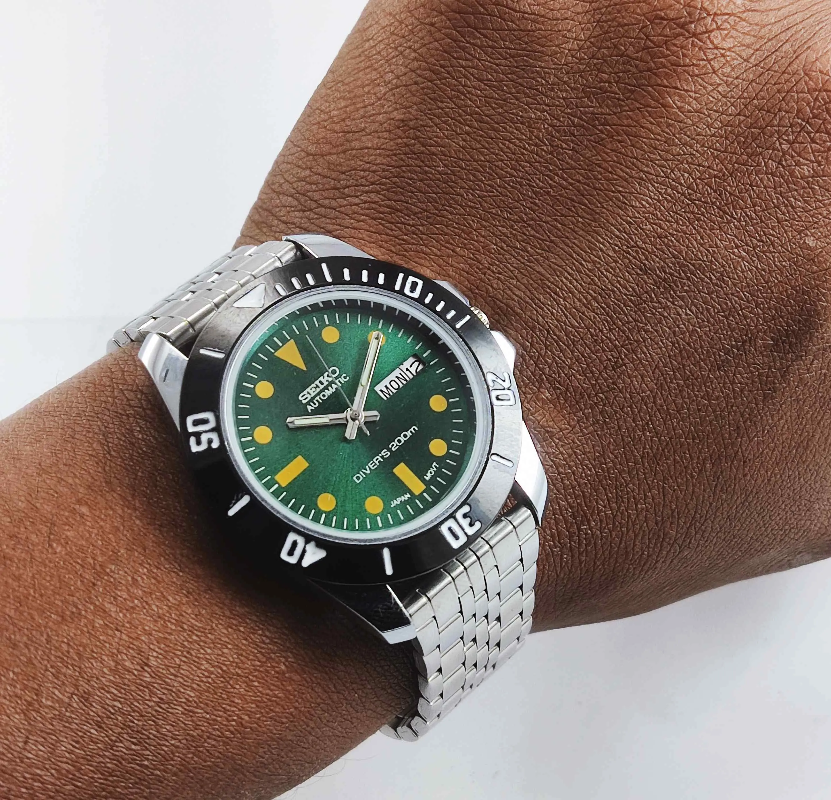 Seiko Automatic 6349A Green Dial 23 Jewels Men's Sports Watch