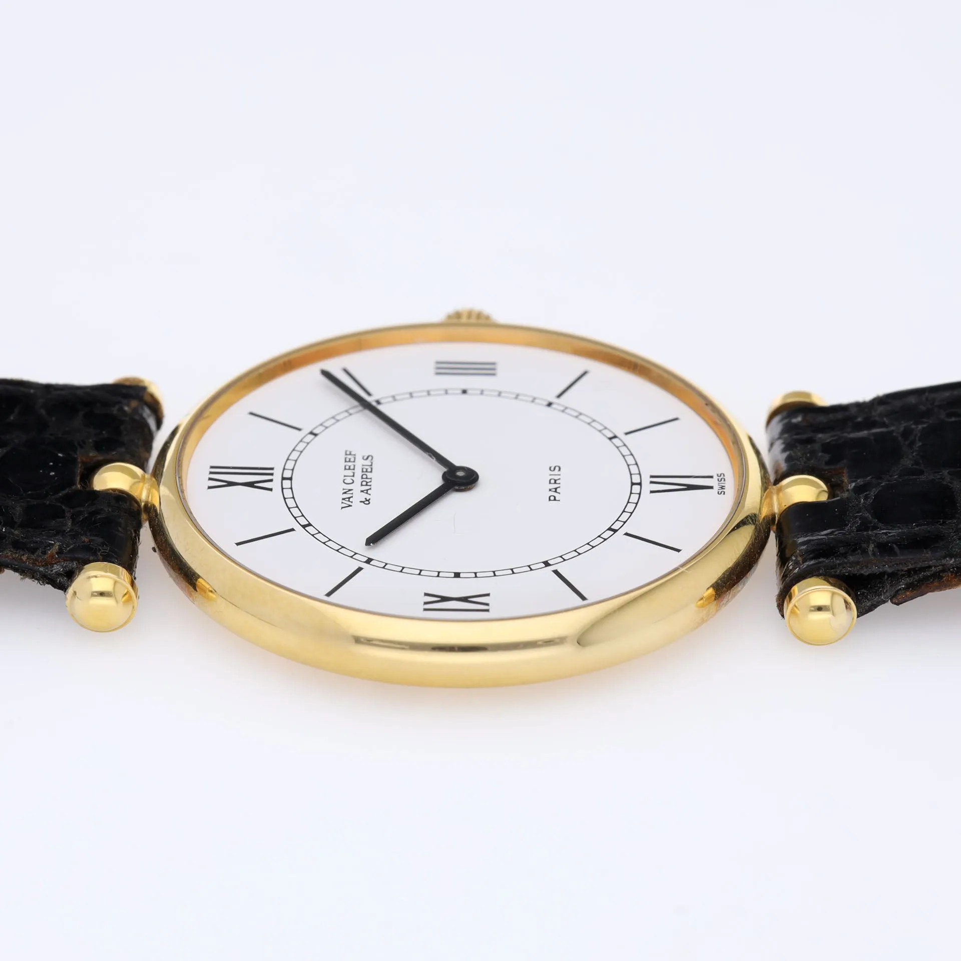 Van Cleef & Arpels Gold Ladies Round Dress Watch Box and Papers